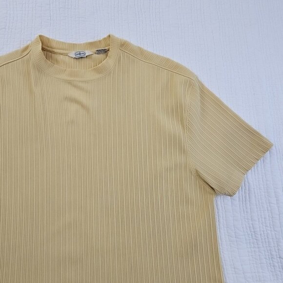Line A Uomo Crewneck T-Shirt Men's XXL Butter Yellow Stretch Textured EUC - Picture 3 of 11